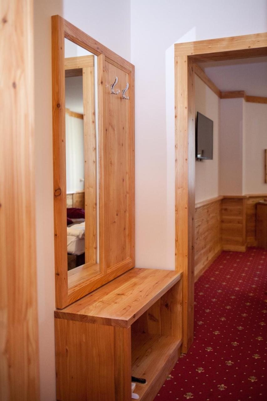 Baron Spa Hotel - Museum Yaremche Dış mekan fotoğraf